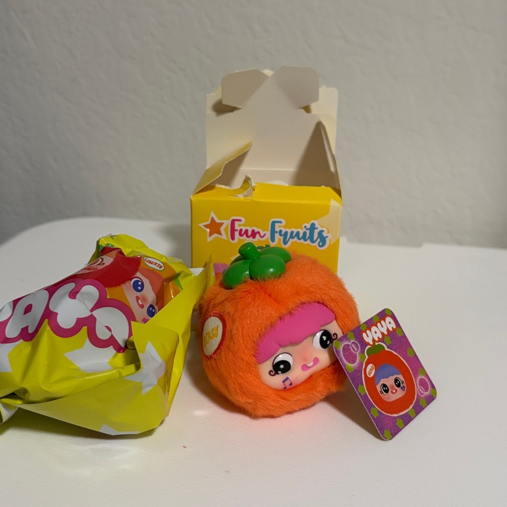 Yaya Fun Fruits Orange Plush Keychain
